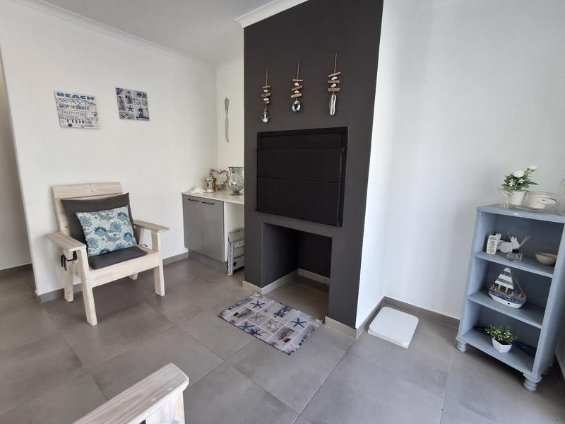 4 Bedroom Property for Sale in Sandy Point Western Cape